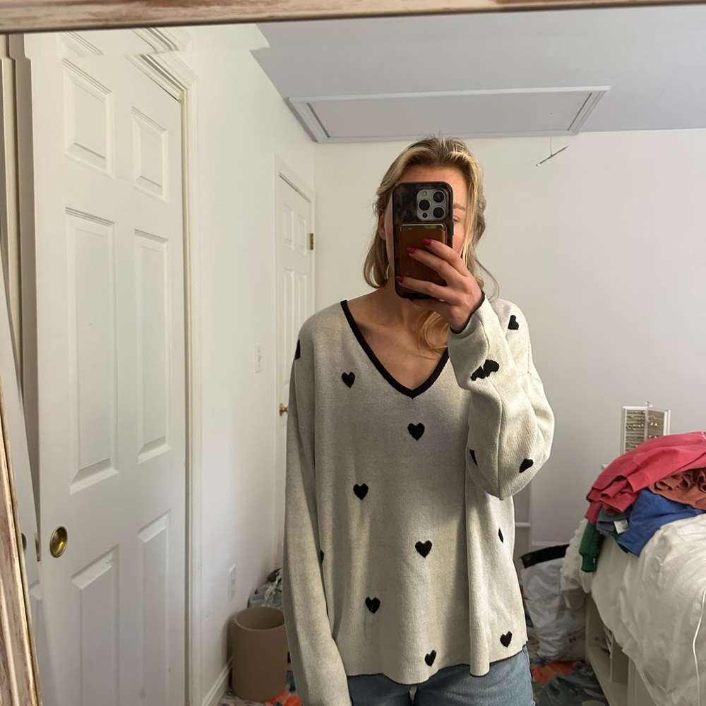 Nordstrom Cream and Black V-Neck Sweater